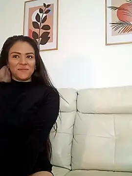 Snapshot of Eyleen_24 chatting on January 2025 08:17:02 PM Eyleen 24 online show from January 2025 08:17:02 PM