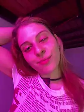 Snapshot of FlorBich chatting on January 2025 06:24:02 AM FlorBich online show from January 2025 06:24:02 AM