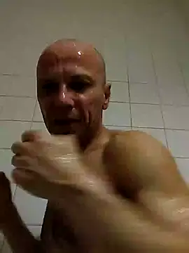 wedge75 online show from December 2024 09:54:01 PM