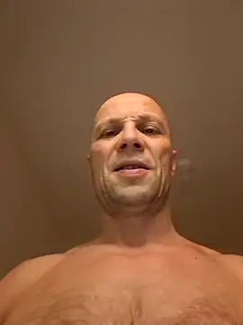 Snapshot of wedge75 chatting on February 2026 06:17:01 PM wedge75 online show from February 2026 06:17:01 PM