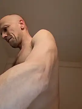 Snapshot of wedge75 chatting on February 2026 06:57:01 PM wedge75 online show from February 2026 06:57:01 PM