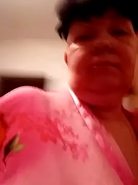 Snapshot of FantasyMichelle chatting on March 2025 06:33:02 AM FantasyMichelle online show from March 2025 06:33:02 AM