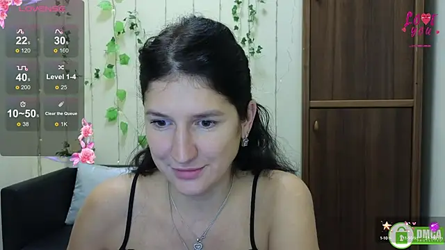 Alianna Solo Kisses online show from October 2025 11:32:02 AM