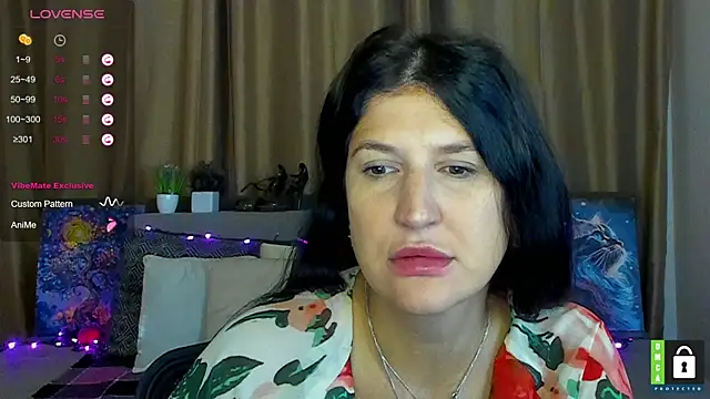 Alianna Solo Kisses online show from October 2025 05:43:02 AM