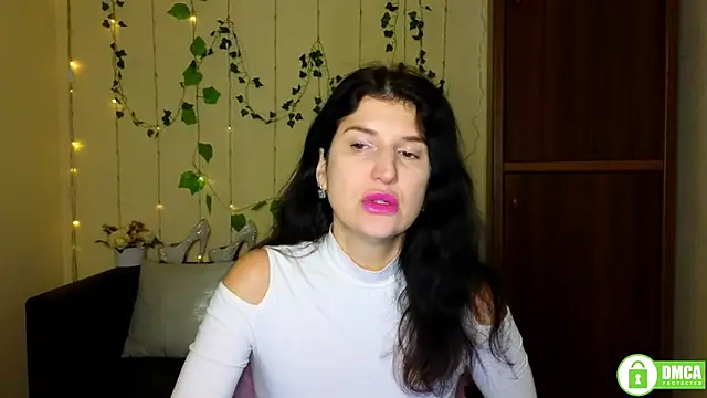 Alianna Solo Kisses online show from February 2026 12:19:01 PM