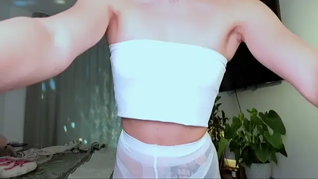 Snapshot of Sp1cyme chatting on September 2025 04:42:01 PM Sp1cyme online show from September 2025 04:42:01 PM