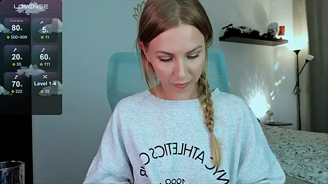 Snapshot of Sp1cyme chatting on October 2025 12:09:01 PM Sp1cyme online show from October 2025 12:09:01 PM