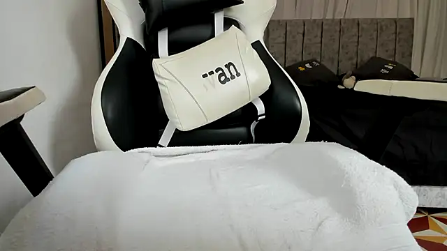 Valerioe online show from September 2025 01:24:02 PM