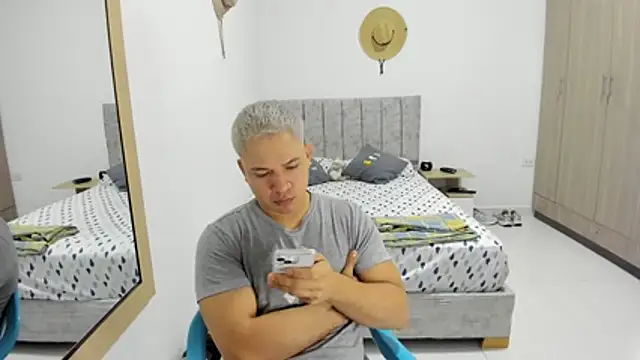 Valerioe online show from April 2026 03:24:01 PM
