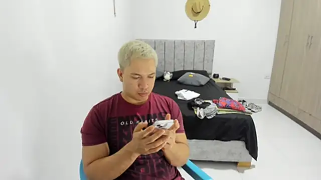 Valerioe online show from May 2026 04:33:01 PM