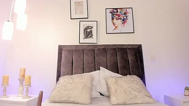 helen mooree online show from March 2025 04:40:02 PM