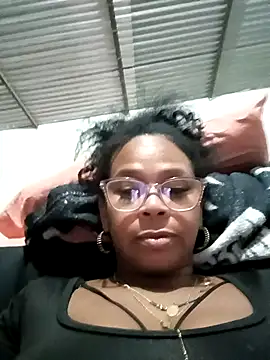 Melanie candy  online show from October 2025 11:16:01 PM