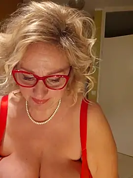 VirginiaNurse online show from February 2026 07:59:02 PM