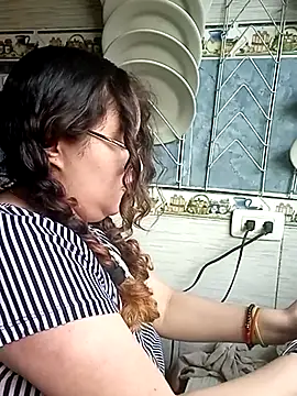 Snapshot of loba9706 chatting on February 2025 08:22:02 PM loba9706 online show from February 2025 08:22:02 PM