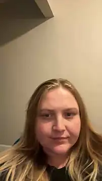 Snapshot of PhatAssBlond chatting on January 2025 01:21:02 AM PhatAssBlond online show from January 2025 01:21:02 AM