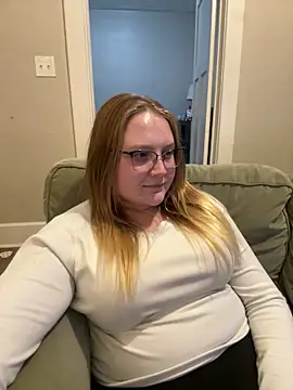 Snapshot of PhatAssBlond chatting on January 2025 12:48:01 AM PhatAssBlond online show from January 2025 12:48:01 AM