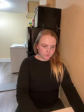 Snapshot of PhatAssBlond chatting on February 2025 11:17:01 PM PhatAssBlond online show from February 2025 11:17:01 PM