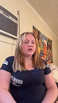 Snapshot of PhatAssBlond chatting on September 2025 04:45:01 PM PhatAssBlond online show from September 2025 04:45:01 PM