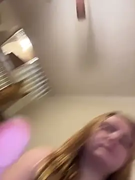 Snapshot of PhatAssBlond chatting on November 2025 01:17:01 AM PhatAssBlond online show from November 2025 01:17:01 AM