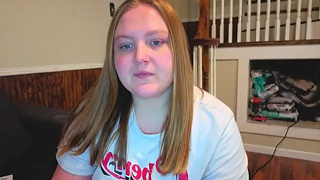 Snapshot of PhatAssBlond chatting on February 2026 07:19:02 PM PhatAssBlond online show from February 2026 07:19:02 PM