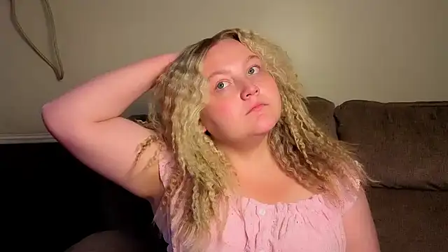 PhatAssBlond online show from July 2026 09:39:01 PM