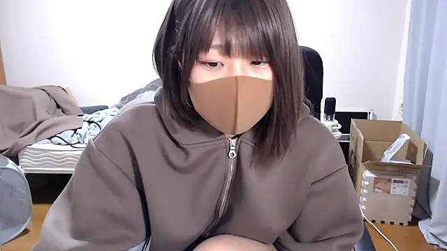 Snapshot of izumi__123 chatting on December 2024 12:45:01 PM izumi 123 online show from December 2024 12:45:01 PM