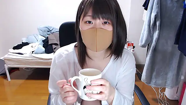 izumi  123 online show from May 2026 04:33:02 PM
