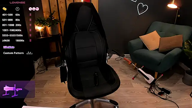 Kristy Rayyy online show from October 2025 04:11:01 AM