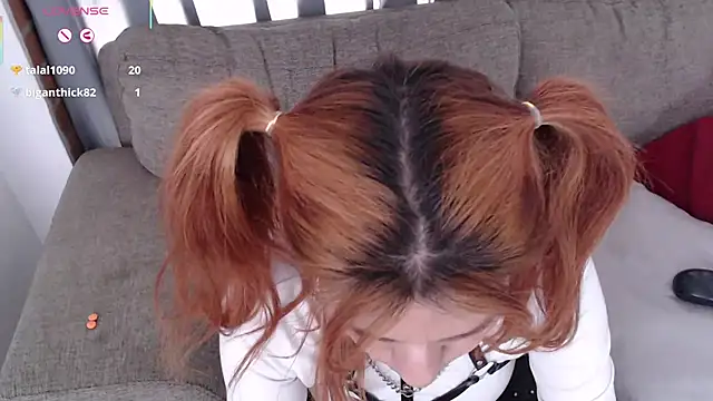 lia huan online show from March 2025 06:01:02 PM