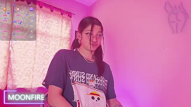 Snapshot of moonfiredancer chatting on February 2025 03:38:02 PM moonfiredancer online show from February 2025 03:38:02 PM