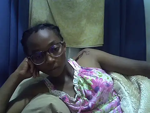 ElianeHot online show from March 2026 07:51:01 PM