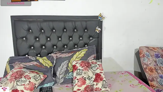 Darlyquenn11 online show from December 2024 03:15:01 AM