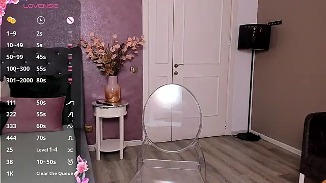 Snapshot of CarlaReysX chatting on January 2025 08:09:01 AM CarlaReysX online show from January 2025 08:09:01 AM