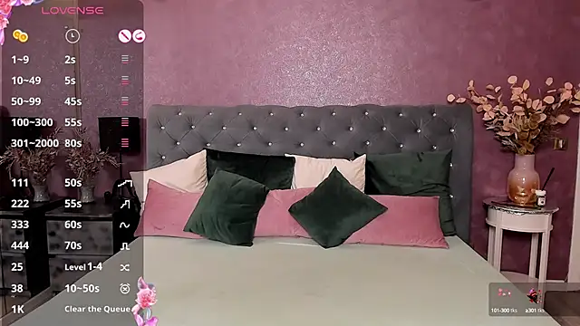 Snapshot of CarlaReysX chatting on January 2025 07:22:01 AM CarlaReysX online show from January 2025 07:22:01 AM