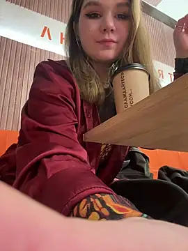 PumaShyXD online show from December 2024 01:47:01 PM