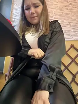 PumaShyXD online show from February 2025 11:44:02 AM