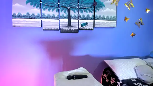 AdelleLennox cg online show from February 2025 11:33:02 AM