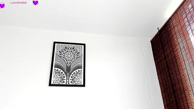 VeronicaTonu online show from January 2026 04:00:01 PM