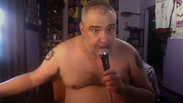 Snapshot of PerveyUncle chatting on February 2026 10:35:01 PM PerveyUncle online show from February 2026 10:35:01 PM