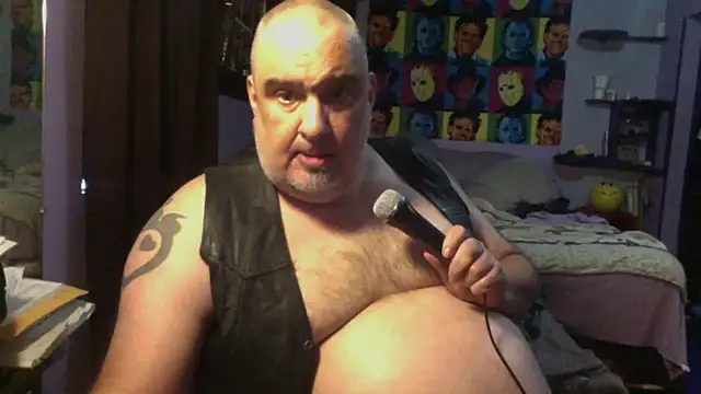 Snapshot of PerveyUncle chatting on July 2026 07:54:01 PM PerveyUncle online show from July 2026 07:54:01 PM