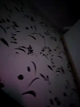 SophyGirl online show from December 2025 01:18:01 PM