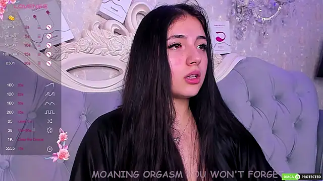 Snapshot of JennyFerguson chatting on March 2025 04:08:02 AM JennyFerguson online show from March 2025 04:08:02 AM