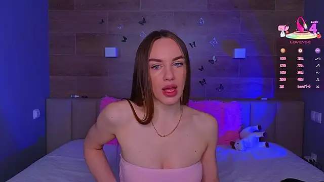 SaraCros online show from March 2026 05:41:02 AM