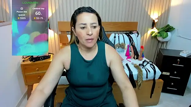 Snapshot of luciana_ballesteros_ chatting on March 2026 02:29:01 PM luciana ballesteros online show from March 2026 02:29:01 PM