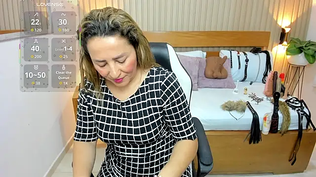 luciana ballesteros  online show from July 2026 12:29:01 PM