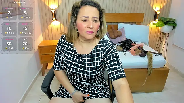 luciana ballesteros  online show from July 2026 12:23:01 PM