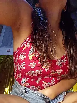 prettybella4u online show from June 2026 11:49:02 AM