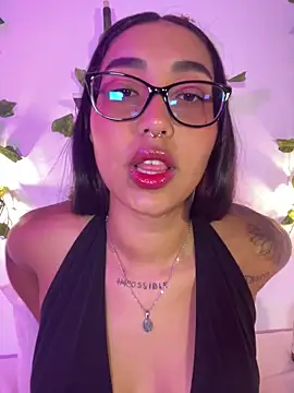melanieecox online show from May 2026 12:08:01 AM