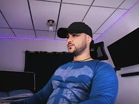 Sebas-hott online show from February 2026 09:13:01 PM