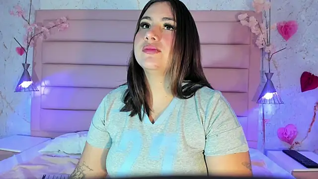 sabrinamilani online show from April 2026 03:17:01 AM